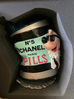 Descriptive image text